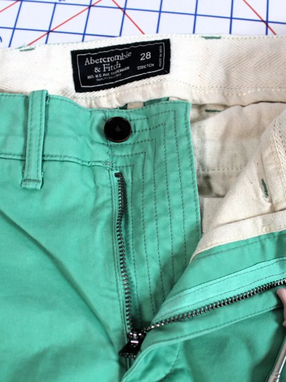 Abercrombie & Fitch Green Stretch Cotton 4.5